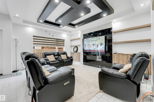 1827 17 Avenue Nw, Edmonton, AB - Indoor
