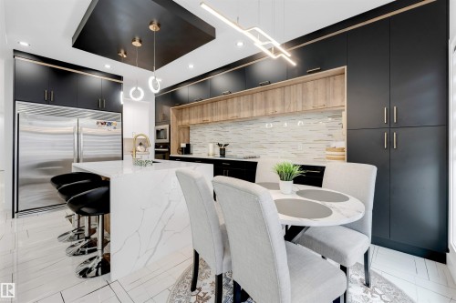 1827 17 Avenue Nw, Edmonton, AB - Indoor Photo Showing Dining Room