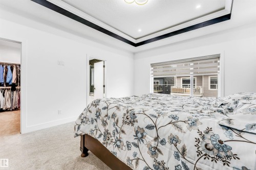 1827 17 Avenue Nw, Edmonton, AB - Indoor Photo Showing Bedroom