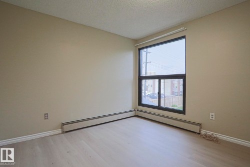 #102 8220 Jasper Av Nw, Edmonton, AB 