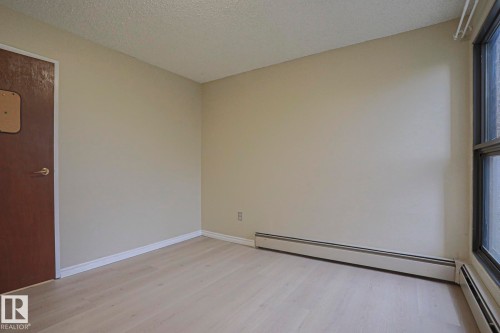#102 8220 Jasper Av Nw, Edmonton, AB 