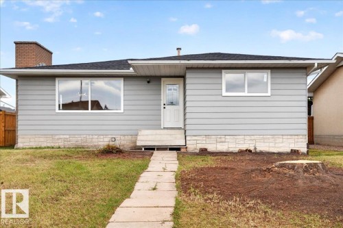 7823 148 Avenue Nw, Edmonton, AB - Outdoor