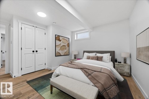 7823 148 Avenue Nw, Edmonton, AB - Indoor Photo Showing Bedroom