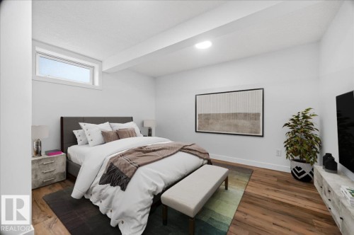 7823 148 Avenue Nw, Edmonton, AB - Indoor Photo Showing Bedroom
