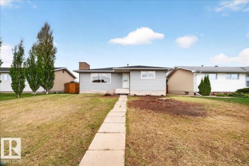 7823 148 Avenue Nw, Edmonton, AB - Outdoor