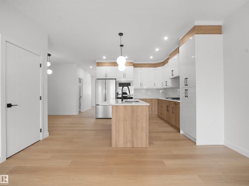 Beaumont, AB - Indoor Photo Showing Kitchen