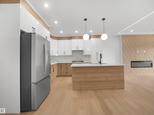Beaumont, AB - Indoor Photo Showing Kitchen With Upgraded Kitchen