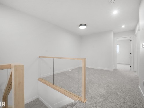 Beaumont, AB - Indoor Photo Showing Other Room