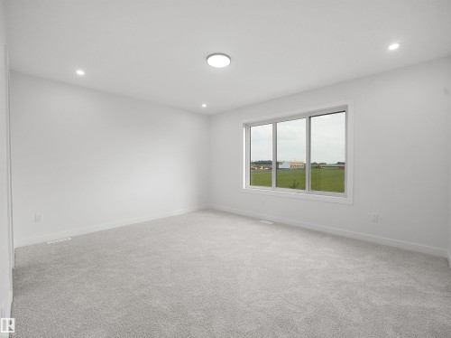 Beaumont, AB - Indoor Photo Showing Other Room