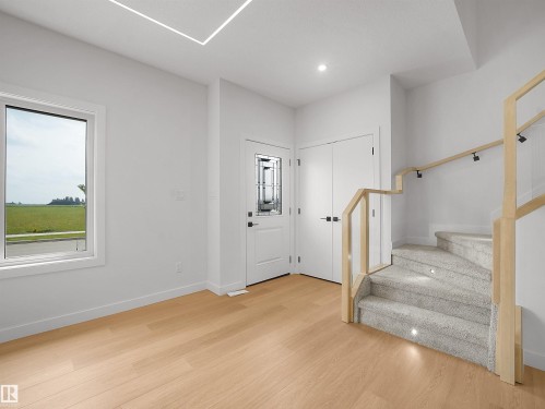 Beaumont, AB - Indoor Photo Showing Other Room