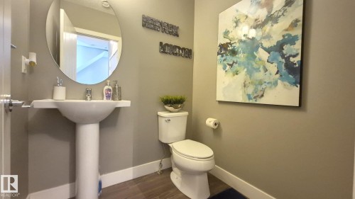 #9 804 Welsh Dr Sw, Edmonton, AB - Indoor Photo Showing Bathroom