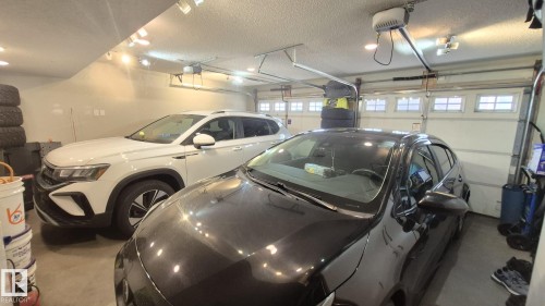 #9 804 Welsh Dr Sw, Edmonton, AB - Indoor Photo Showing Garage