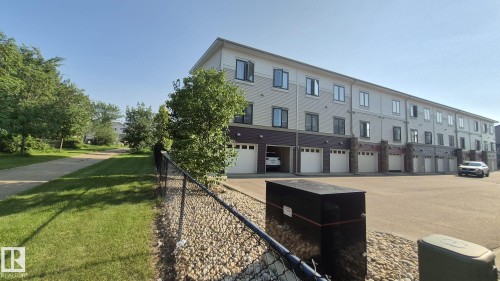 #9 804 Welsh Dr Sw, Edmonton, AB - Outdoor