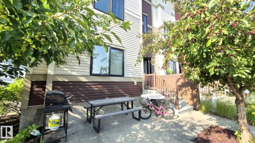 #9 804 Welsh Dr Sw, Edmonton, AB - Outdoor