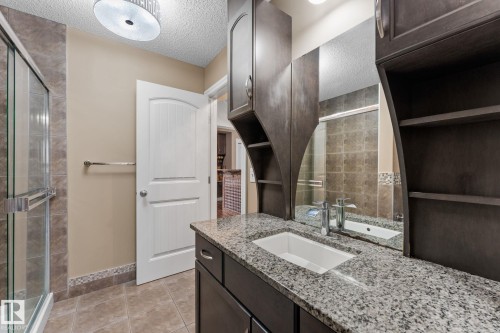 17027 121 Street Nw, Edmonton, AB - Indoor Photo Showing Bathroom