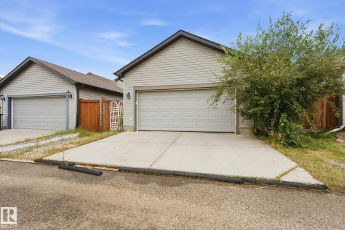 17027 121 Street Nw, Edmonton, AB - Outdoor