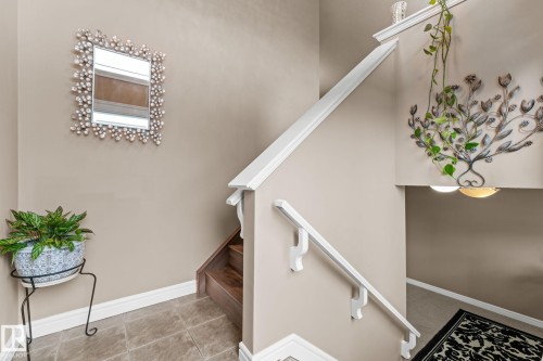 17027 121 Street Nw, Edmonton, AB - Indoor Photo Showing Other Room