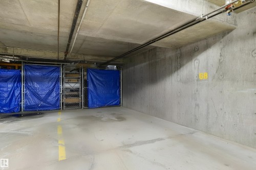 #307 9927 79 Av Nw, Edmonton, AB - Indoor Photo Showing Garage