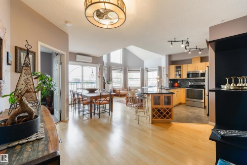 #307 9927 79 Av Nw, Edmonton, AB - Indoor