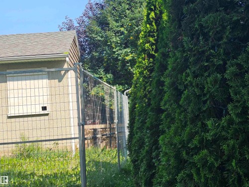Additional content - 9115 76 St Nw, Edmonton, AB - Outdoor