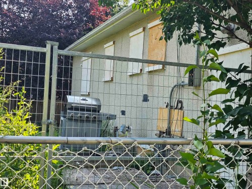 Additional content - 9115 76 St Nw, Edmonton, AB - Outdoor