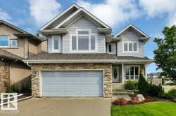 6483 SANDIN Crescent NW  Edmonton, AB T6R 0G1