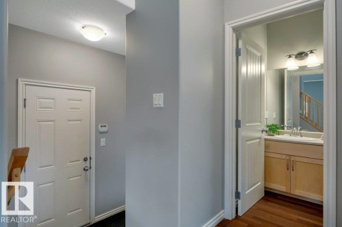 6483 Sandin Crescent Nw, Edmonton, AB - Indoor
