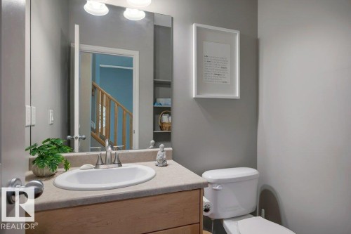6483 Sandin Crescent Nw, Edmonton, AB - Indoor Photo Showing Bathroom