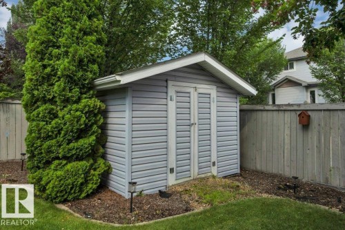 6483 Sandin Crescent Nw, Edmonton, AB - Outdoor