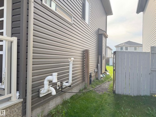 1862 32A Street Nw, Edmonton, AB - Outdoor With Exterior