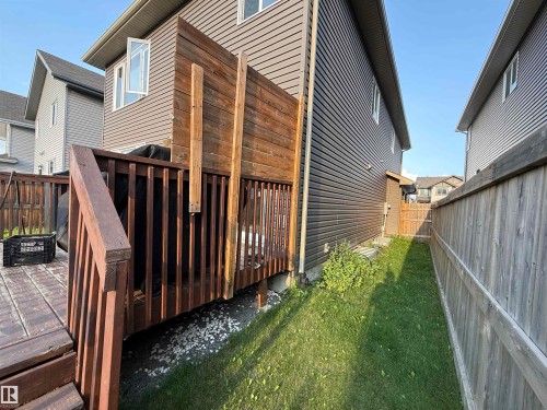 1862 32A Street Nw, Edmonton, AB - Outdoor With Exterior