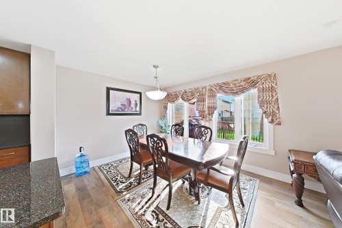 1862 32A Street Nw, Edmonton, AB - Indoor Photo Showing Dining Room