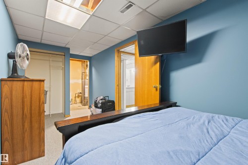 Recessed lighting and a drop ceiling overhead - 11139 157 Avenue Nw, Edmonton, AB - Indoor Photo Showing Bedroom