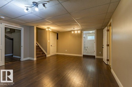 1115 117A Street Sw, Edmonton, AB - Indoor