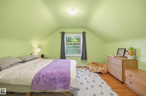 11612 110A Avenue Nw, Edmonton, AB - Indoor Photo Showing Bedroom