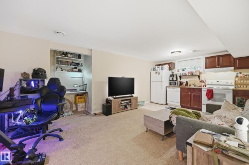11612 110A Avenue Nw, Edmonton, AB - Indoor