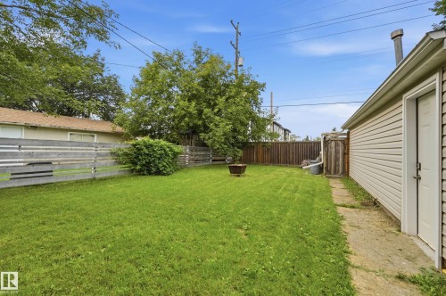 11612 110A Avenue Nw, Edmonton, AB - Outdoor