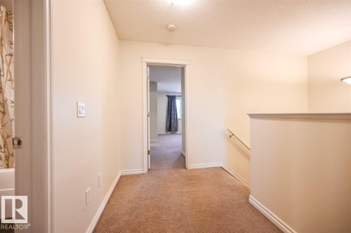 11425 14 Avenue Sw, Edmonton, AB - Indoor Photo Showing Other Room