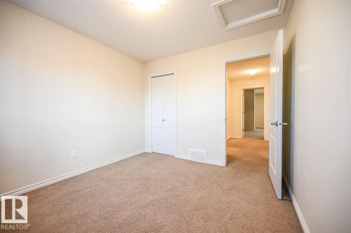 11425 14 Avenue Sw, Edmonton, AB - Indoor Photo Showing Other Room