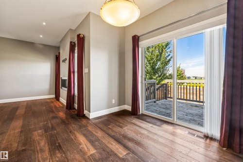 2808 Koshal Crescent Sw, Edmonton, AB - Indoor Photo Showing Other Room