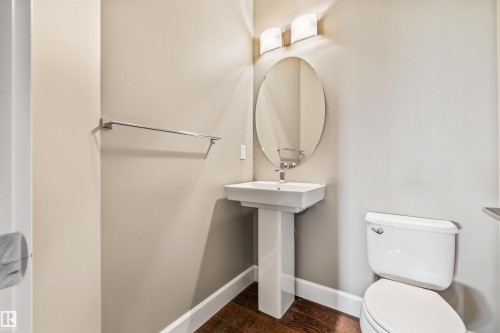 2808 Koshal Crescent Sw, Edmonton, AB - Indoor Photo Showing Bathroom
