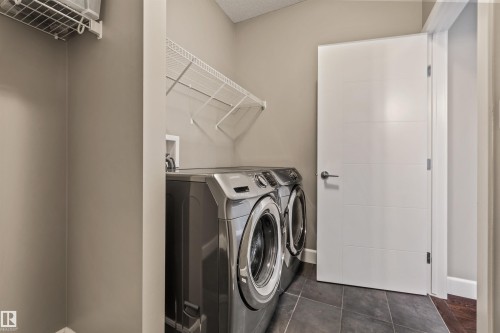 2808 Koshal Crescent Sw, Edmonton, AB - Indoor Photo Showing Laundry Room