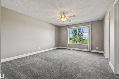 2808 Koshal Crescent Sw, Edmonton, AB - Indoor Photo Showing Other Room