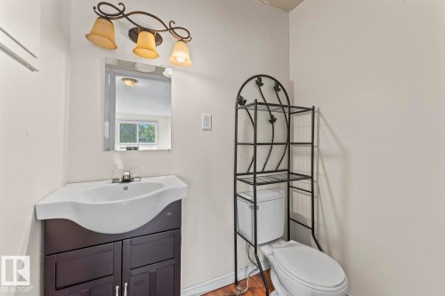 5105 58 Street, Cold Lake, AB - Indoor Photo Showing Bathroom