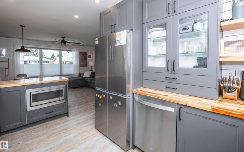 10339 108 Avenue, Westlock, AB - Indoor Photo Showing Other Room