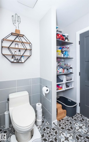 10339 108 Avenue, Westlock, AB - Indoor Photo Showing Bathroom