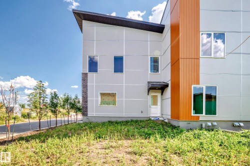 2740 Blatchford Road Nw, Edmonton, AB - Outdoor With Exterior