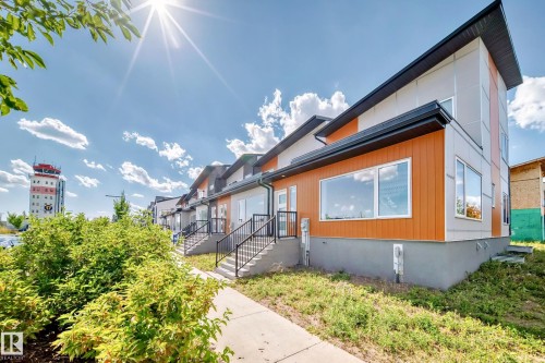 2740 Blatchford Road Nw, Edmonton, AB - Outdoor