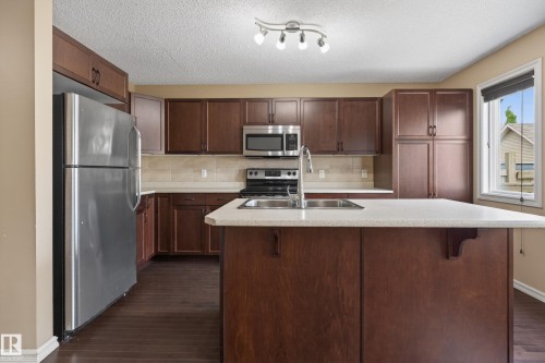 5636 18 Avenue Sw, Edmonton, AB 