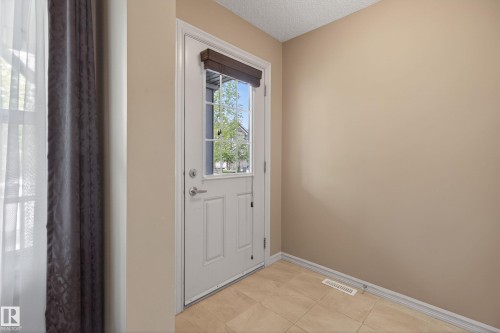 5636 18 Avenue Sw, Edmonton, AB 